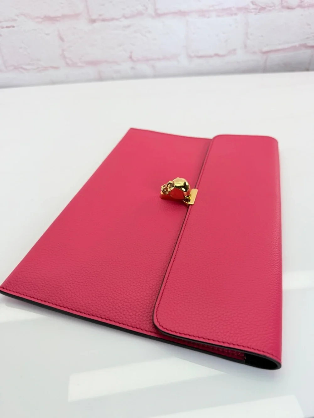 Alexander McQueen Pink Alexander Mcqueen Purple Leather Skull Flap Pouch